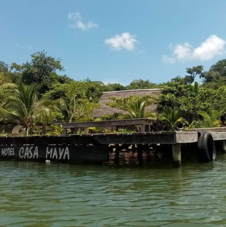 Casa Maya Lívingston Екстериор снимка